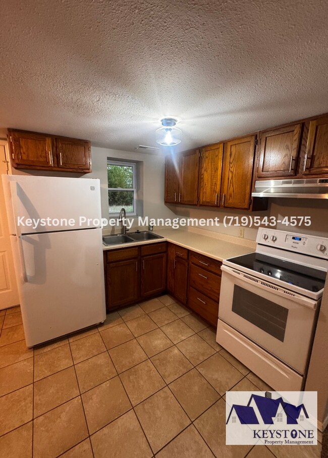 Foto del edificio - 603 W Routt Ave