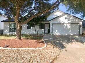 Building Photo - 2306 Patsy Pkwy