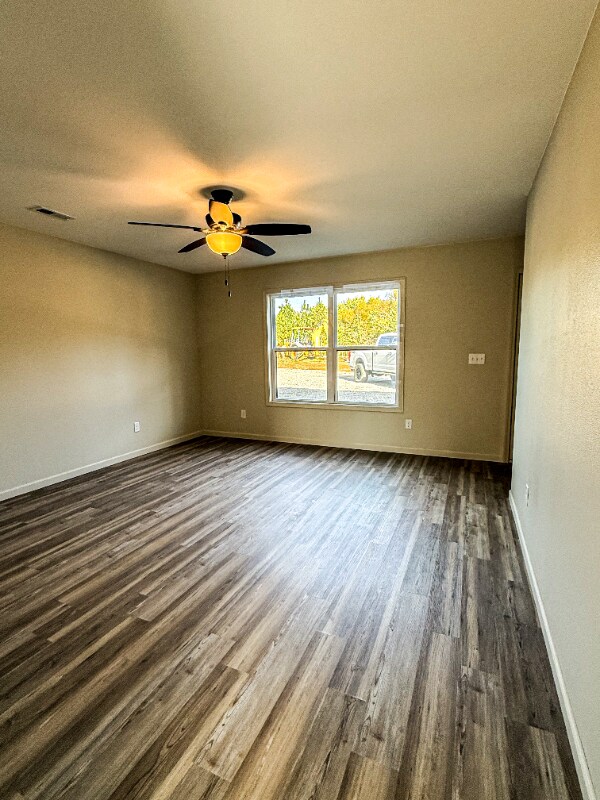 Foto del edificio - 256 E Outer Rd