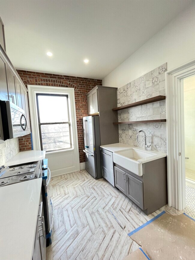 Foto del edificio - 569 Jersey Ave