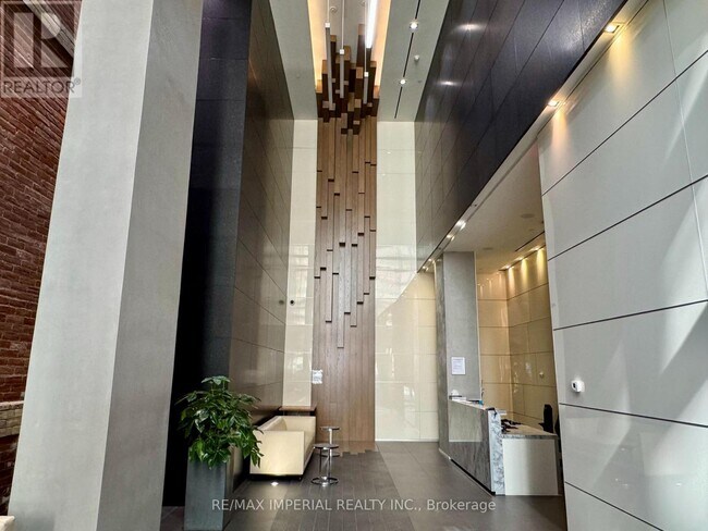 Photo du bâtiment - 15 Grenville St