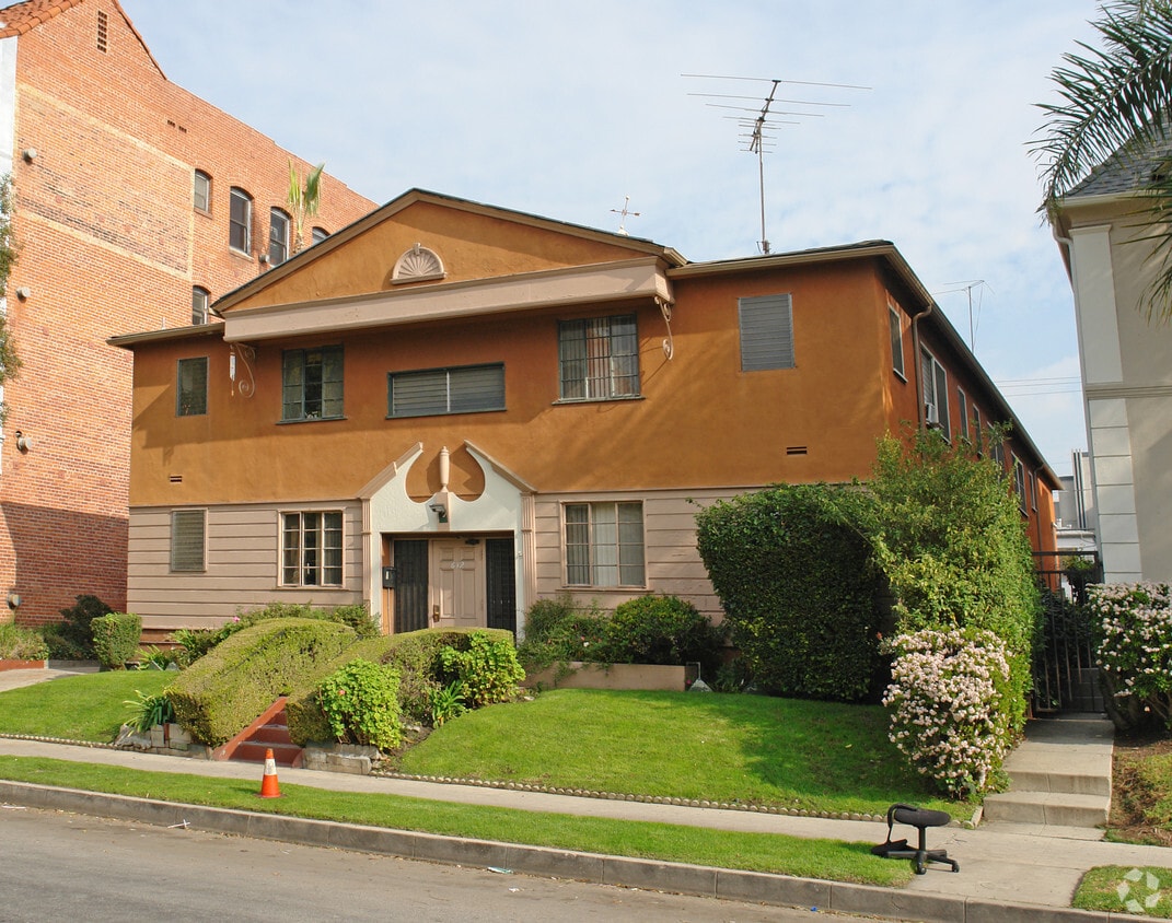 612 S Dunsmuir Ave, Los Angeles, CA 90036 Apartments in Los Angeles, CA