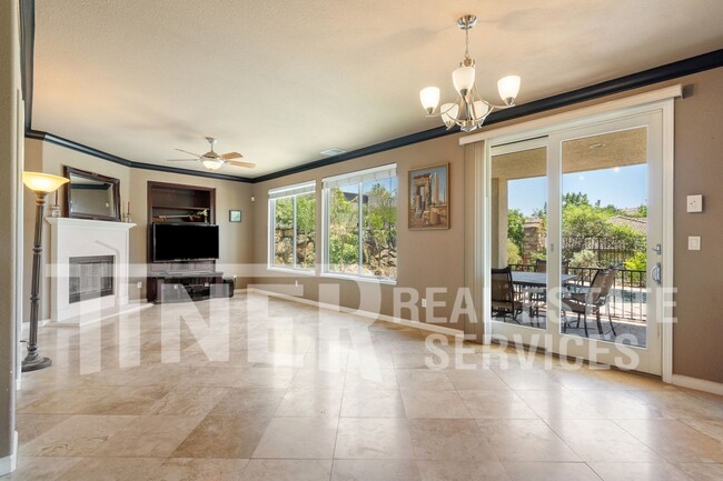 Building Photo - **$500 off First months rent: See terms be...