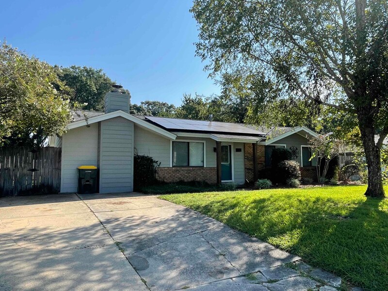 221 Jet Dr NW, Fort Walton Beach, FL 32548 House Rental in Fort