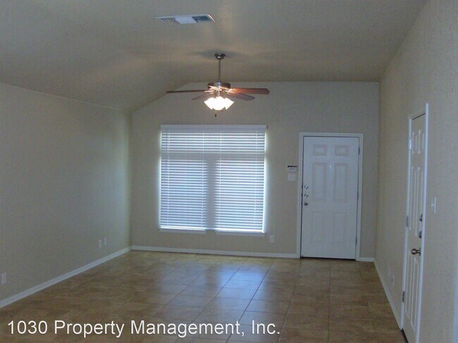 Foto del edificio - 5800 Aquarus Dr