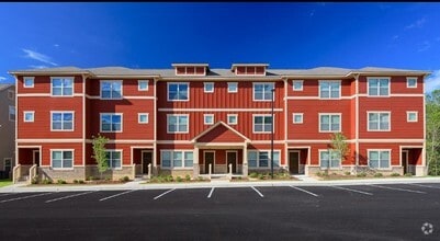Building Photo - The Station on Alafaya