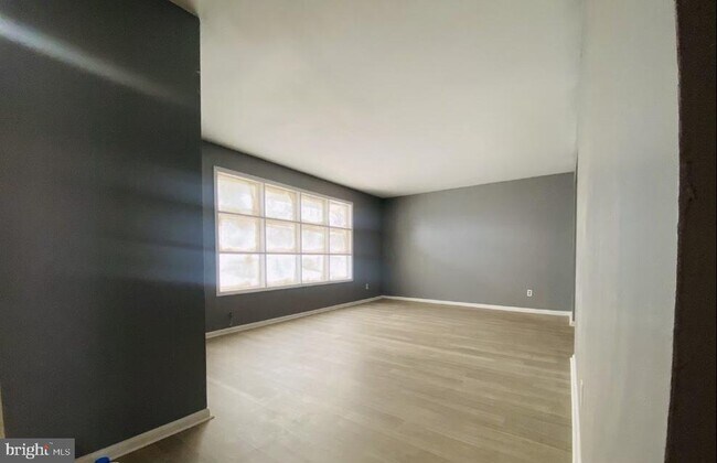 Foto del edificio - 3312 Dunnington Rd