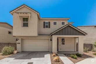 Building Photo - 6569 N 15th Dr