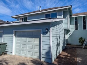 Building Photo - 1188-1192 Arabian Ave SE