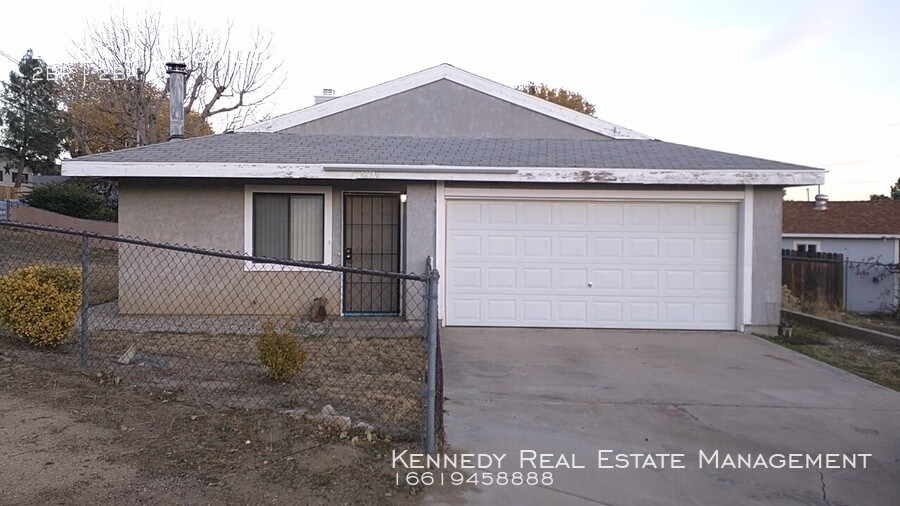 Primary Photo - 42510 Dogwood Rd