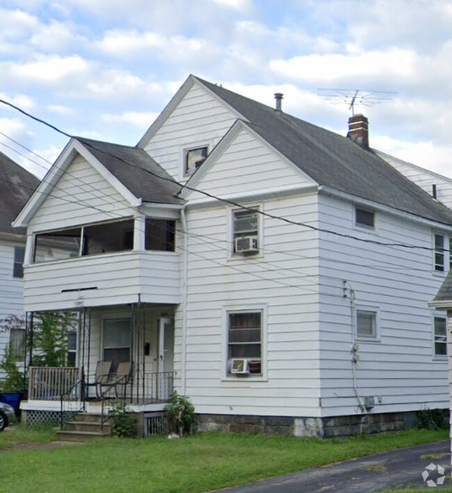 Building Photo - 386 E 152nd St