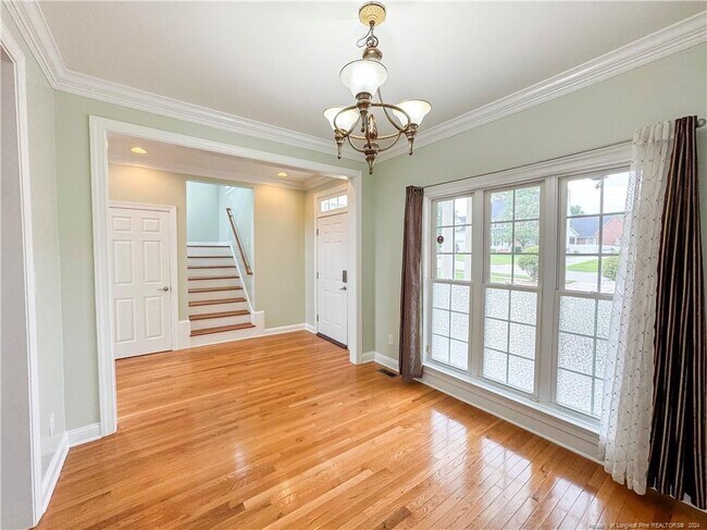 Foto del edificio - 8025 Trout Creek Rd