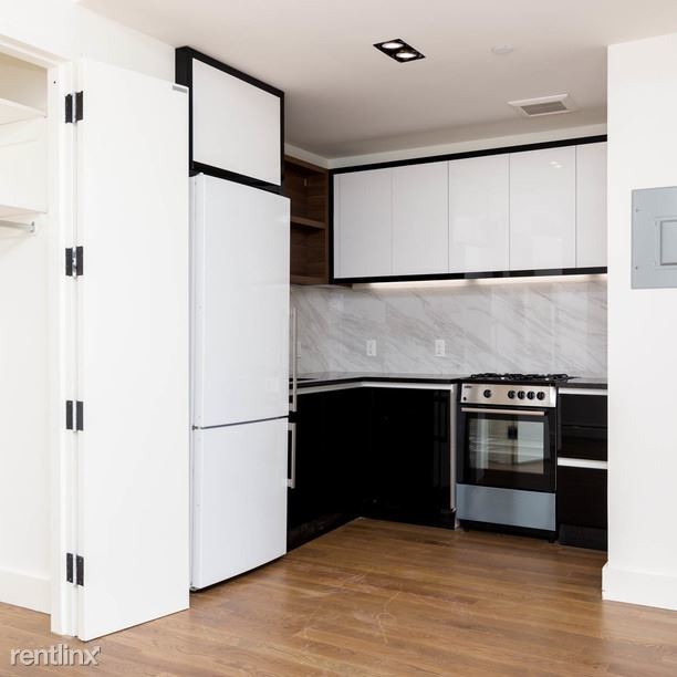 Foto principal - 581 Ocean Pkwy