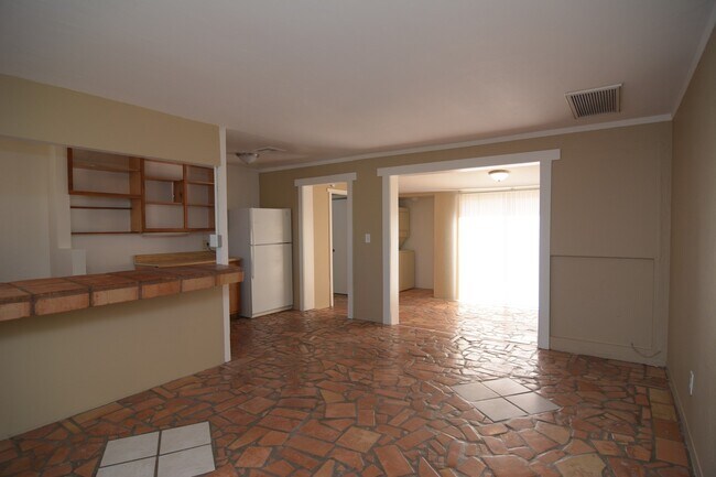 Foto del edificio - Charming 3 Bedroom 2 Bath House! Central T...