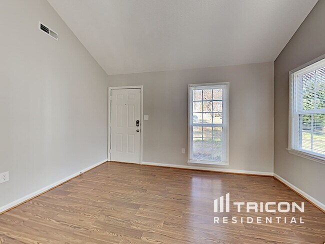 Building Photo - 7103 Falconwood Court Charlotte NC
