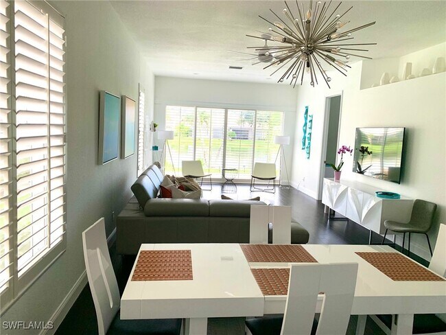 Building Photo - 6537 Ilex Cir