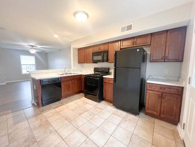 Foto del edificio - 781 Cherrybark Ln