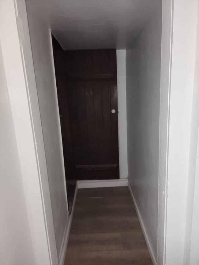 Building Photo - 606 Walnut St