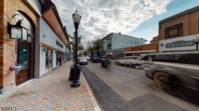 Foto del edificio - 18-20 N Union Ave