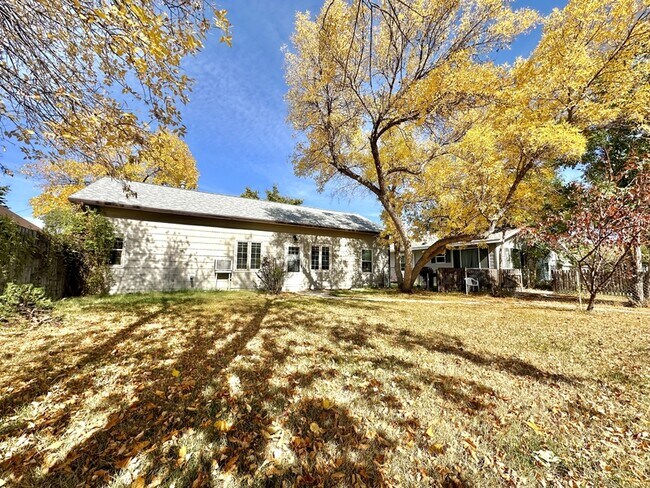 Building Photo - 1630 Poplar St