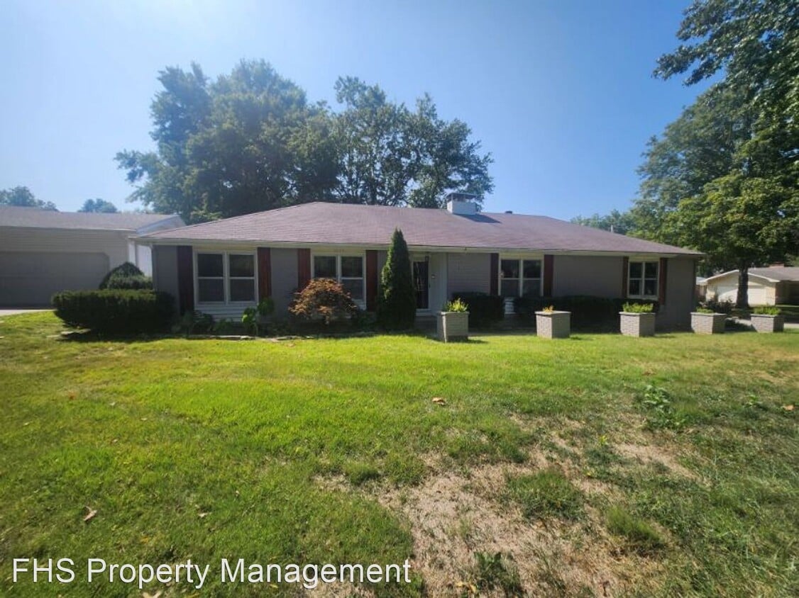 Primary Photo - 3 br, 2 bath House - 3052 E Sunset