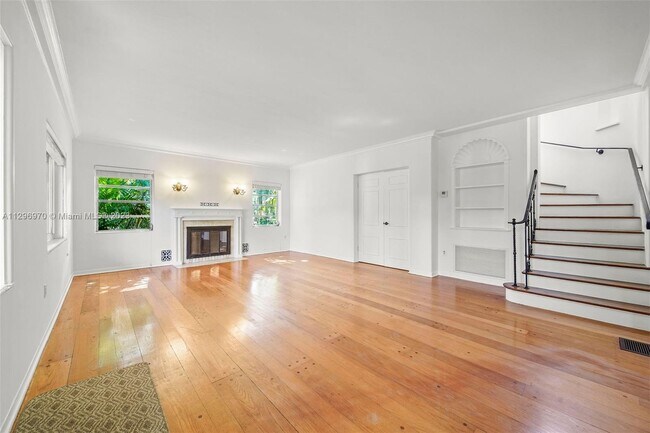 Foto del edificio - 5842 Alton Rd