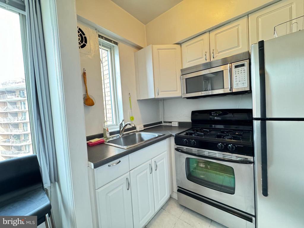 Primary Photo - 1727 Massachusetts Ave NW