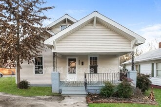 Building Photo - 2301 Konnoak View Dr