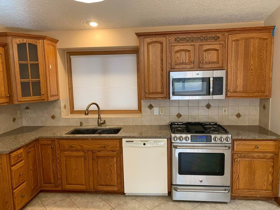 Foto principal - 9419 Highland View Dr