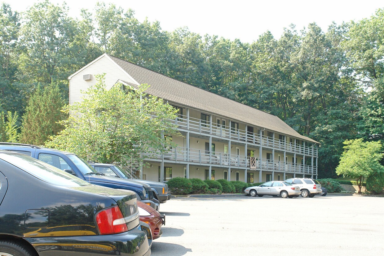 Foto del edificio - 7 Farmington Ave