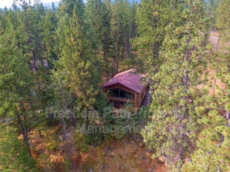 Foto principal - 11590 West Riverview Drive