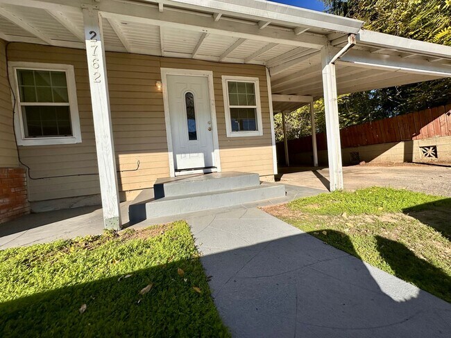 Foto del edificio - 2762-2764 Lanning Ave