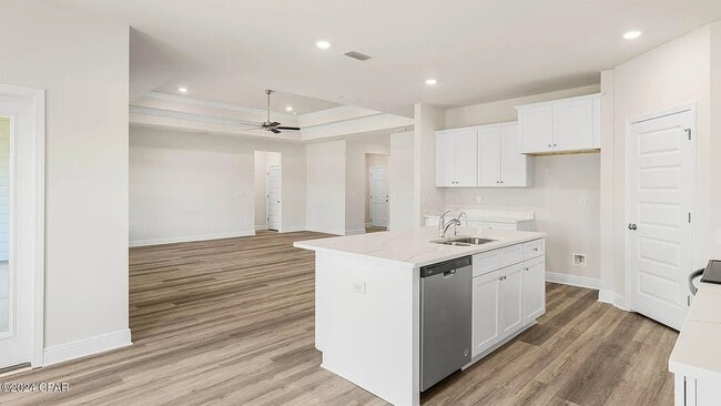 Foto del edificio - 4865 Sandhill Wy