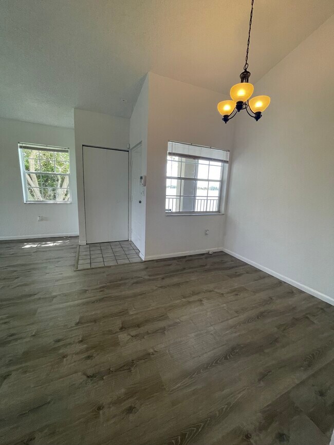 Lake Views from entry and dining - 2841 N Oakland Forest Dr