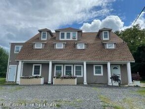 Building Photo - 154 Vansant Ave