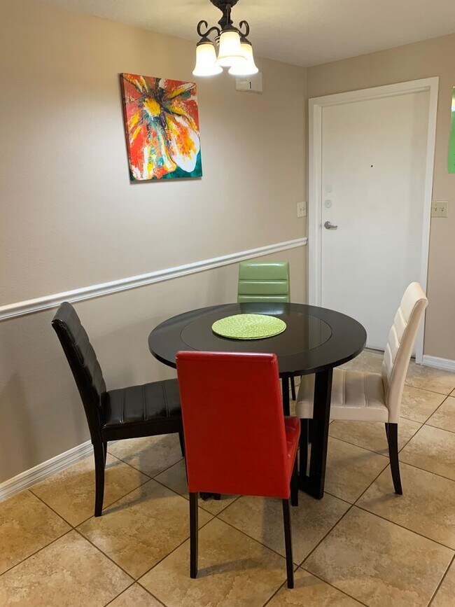 Building Photo - 2777 N. Poinciana Blvd. Unit 201A, Kissimm...