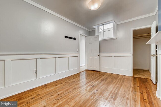 Building Photo - 1517 Webster St