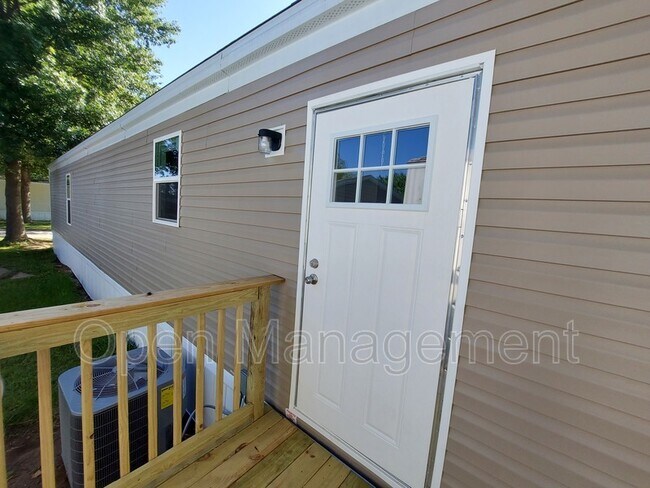 Building Photo - 7534 US-60