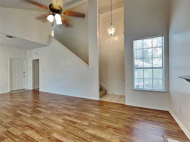 Building Photo - 1012 Garden Trail