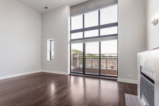 Foto del edificio - 1412 W Morse Ave