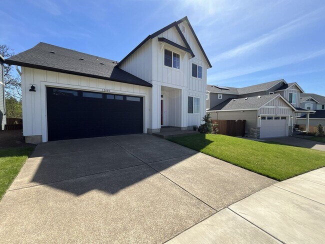 Building Photo - Spacious 5BR Home Near Mountainside High School with Loft, Balcony & Large Kitchen