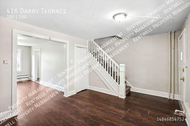 Building Photo - 3BR 1BA Home Darby, PA Available for Rent....