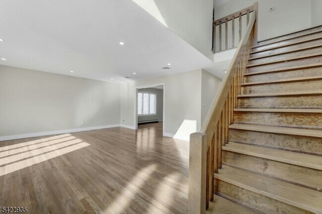 Foto del edificio - 535 Orchard Ave