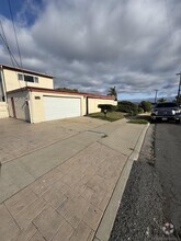 Building Photo - 2191 Cardinal Dr