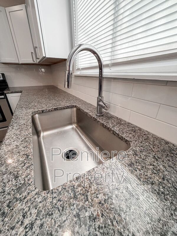 Foto del edificio - 10411 E 78 Terrace