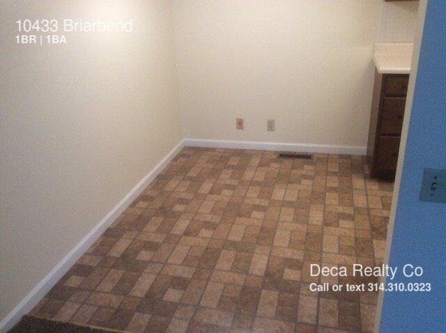 Building Photo - 10433 Briarbend Dr