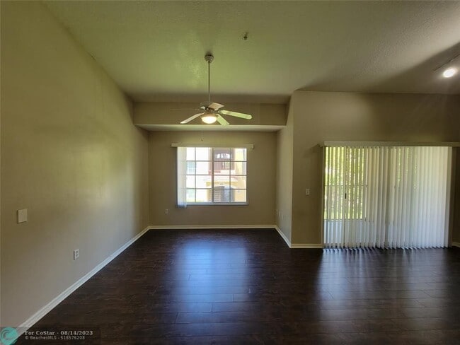 Building Photo - 4115 San Marino Blvd