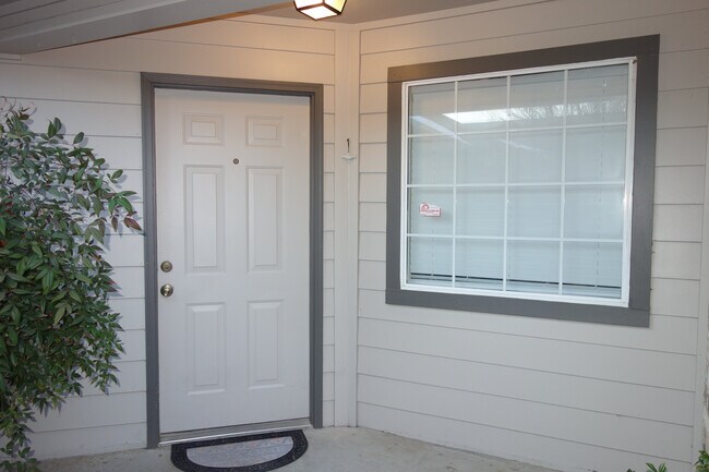 Front Door - 6650 S Victor Ave