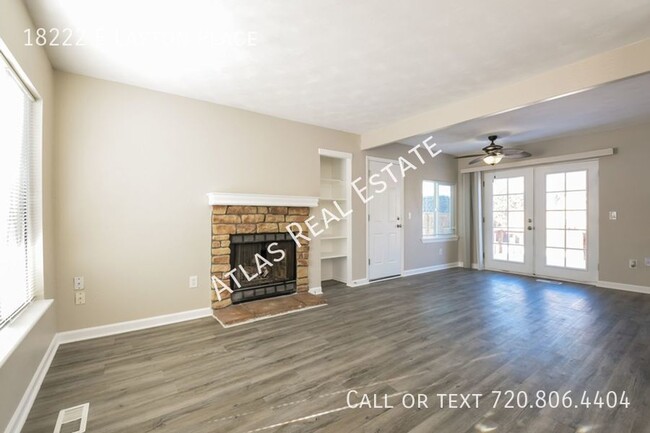 Building Photo - Charming 3 Bedroom 2 Bath Home in located ...