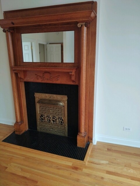 Foto del edificio - 3323 N Halsted St